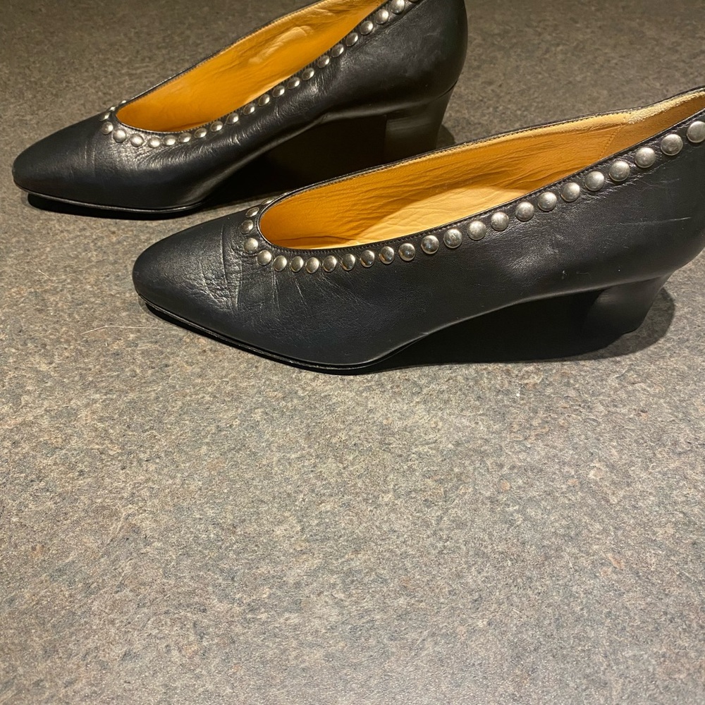 Stephane De Raucourt Italian Pump  2 Inch Hell Shoes Size 37. 5EU or 6.5 US